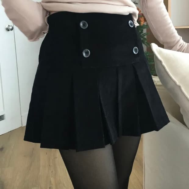 노비야카 코듀로이 플리츠 미니 스커트 블랙