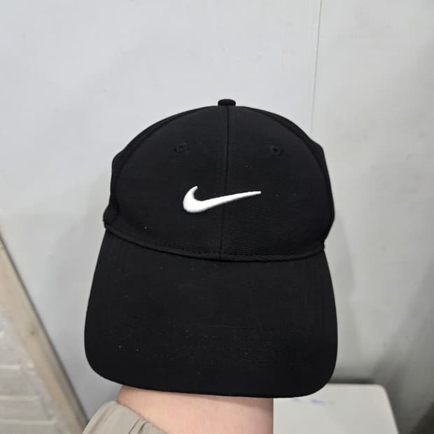 NIKE golf 나이키 골프 블랙 볼캡 모자! 상태 굿굿굿!~
