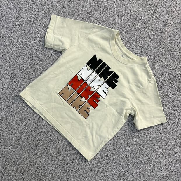 S 나이키 여성 크롭 반팔 티셔츠 0414J