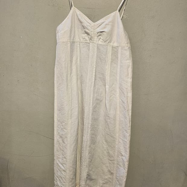 드리스 반 노튼(Dries Van Noten)화이트 핀턱 드레스
