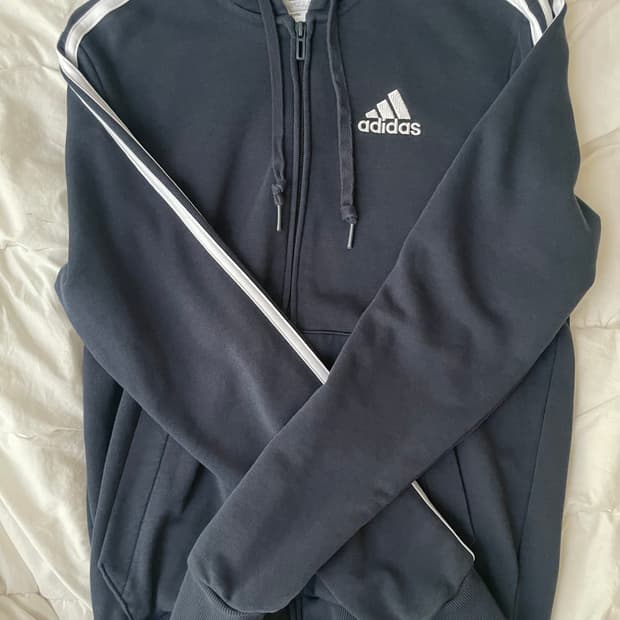 아디다스 에센셜 삼선 후드 후드집업