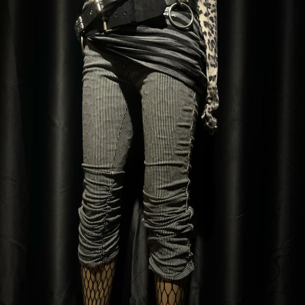 스트라이프 밑단 셔링 7부바지