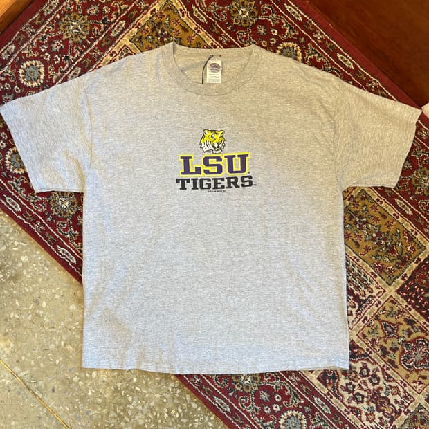 Delta LSU Tigers T-shirts [ XL , 105 ] 