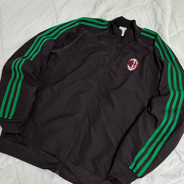 AC 밀란 바람막이 아디다스 윈드브레이커 미디움
