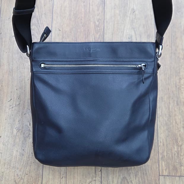 코치 남성 크로스백 