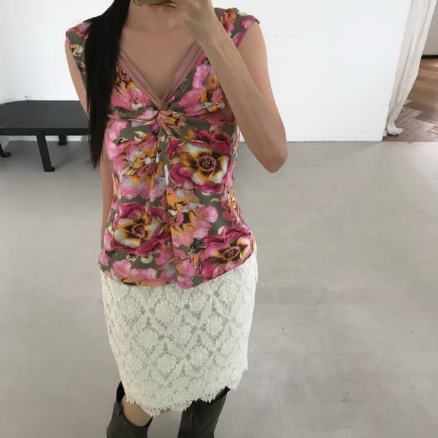 vintage flower pattern sleeveless