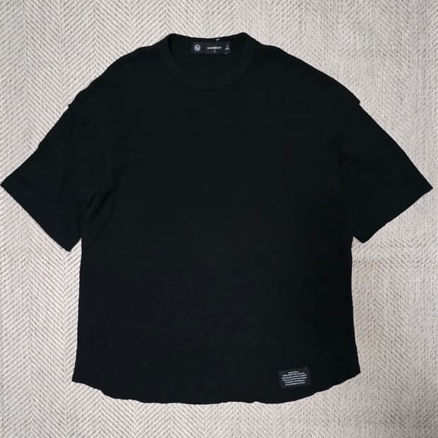 Undercover X GU 콜라보 반팔 티셔츠 110사이즈