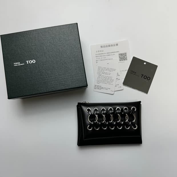 TOGA TOO RING MOTIF CARD CASE 토가 지갑