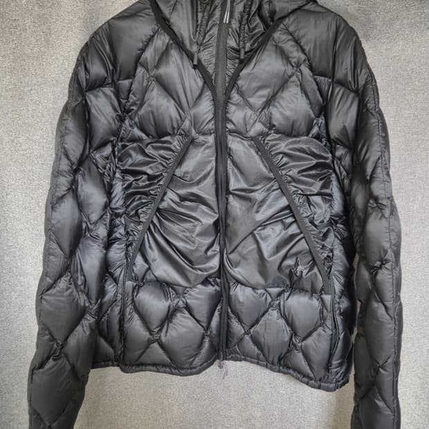 로아 라이트 다운 자켓 블랙 [L]