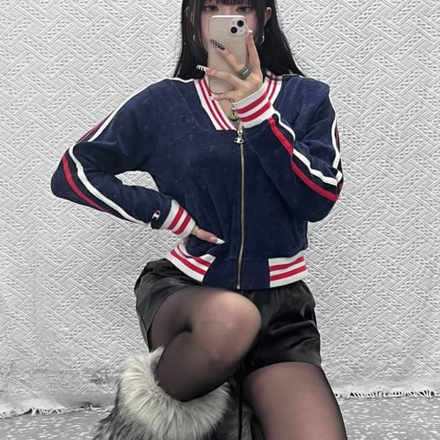 챔피온 올드스쿨 레트로 펑크 번아웃 크롭 벨벳 집업 S C10429