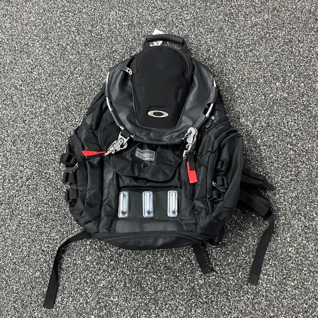 오클리 키친 싱크 백팩 B4056