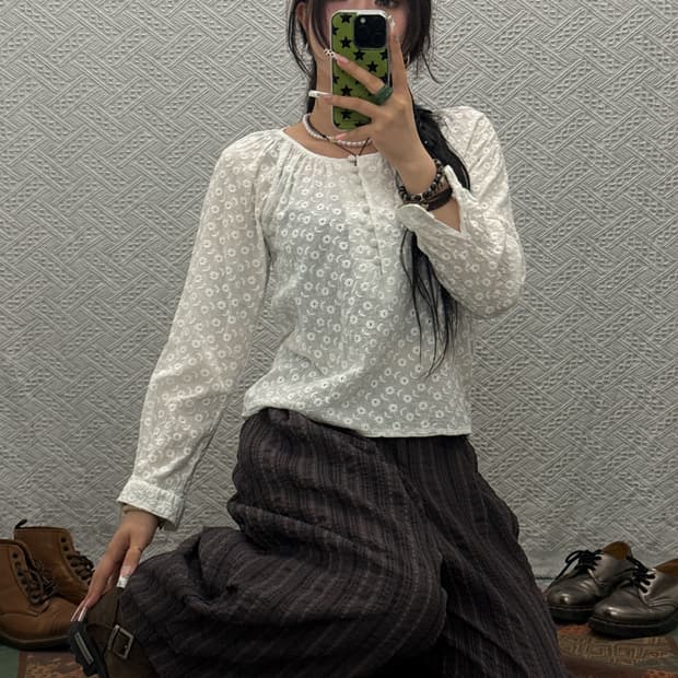 빈티지 코지 모리 잔꽃 레이스 펀칭 롱슬리브 K0205