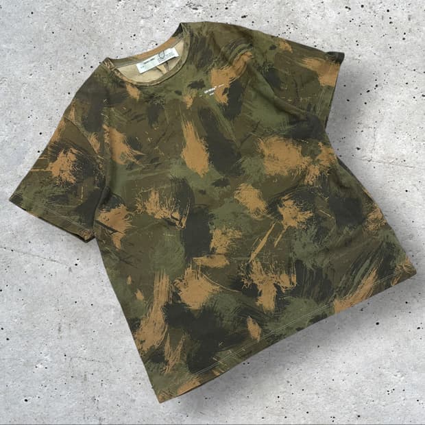[M] 오프화이트 카모플라쥬 반팔 티셔츠 오케이몰 C643