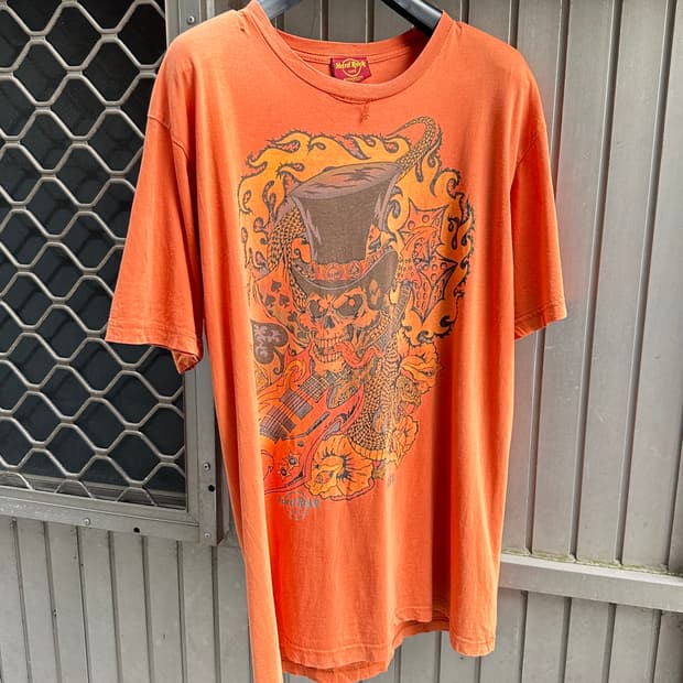 HARD ROCK Osaka orange skull band tee