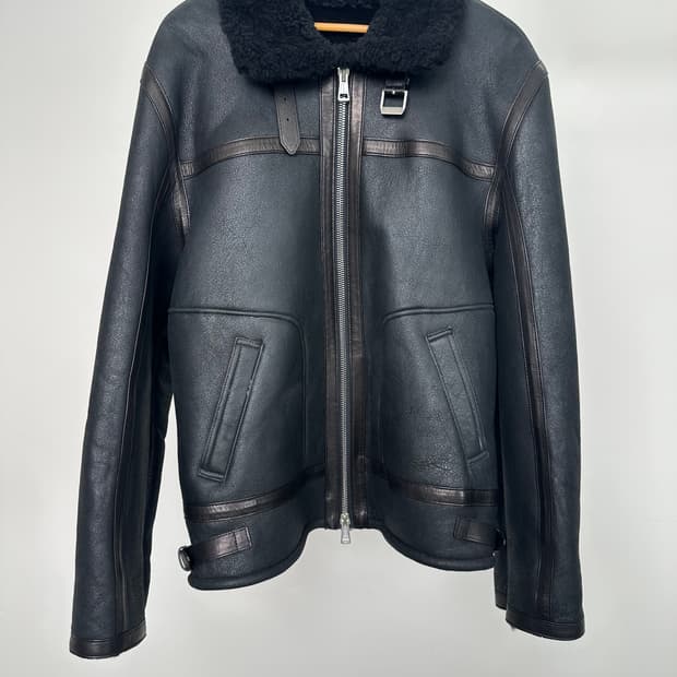 느와르 라르메스 무스탕 자켓 52사이즈 