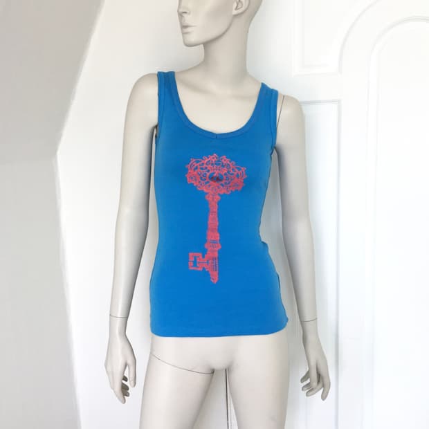 Antique Key Graphic Blue Tank Top