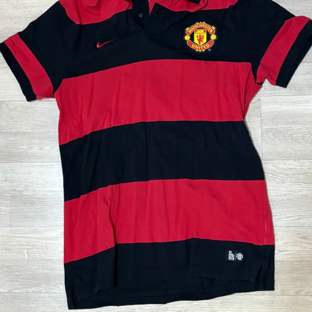 맨체스터 유나이티드 카라 티셔츠