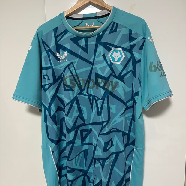 23-24 울버햄튼 어웨이/써드 유니폼