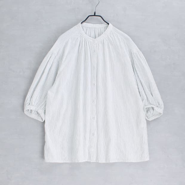SEASON REASON by Lin.&Red _ gather shirt