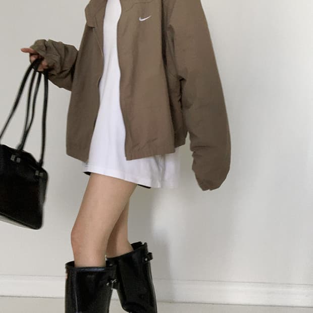 (1회 착용) 나이키 우먼 UV 프로텍션 브라운 나일론 우븐 숏 바람막이