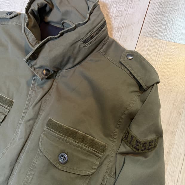 [M] 디젤 카키 로고 필드 야상 점퍼 자켓