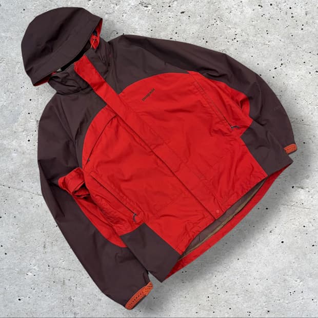 [M] 파타고니아 고어텍스 자켓 레드/브라운 B224