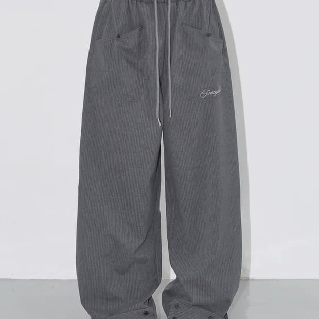 팬시클럽 클래식 버튼 슬랙스 차콜