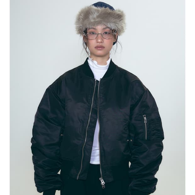 CALLOUTNEWYEAR VOLUME SHIRRING MA-1 자켓