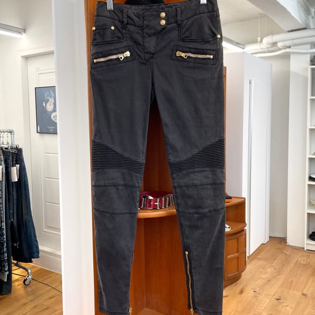 [34] 발망 워시드 코튼 바이커 팬츠