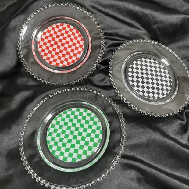 체커보드 유리 접시