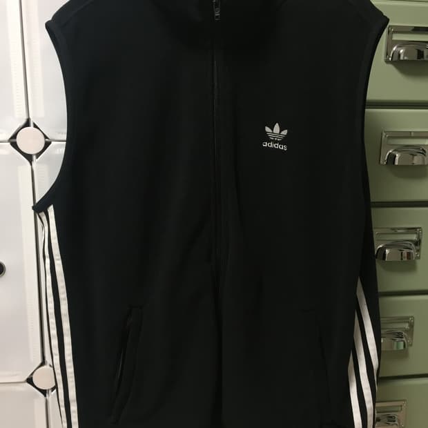 아디다스 후리스 조끼