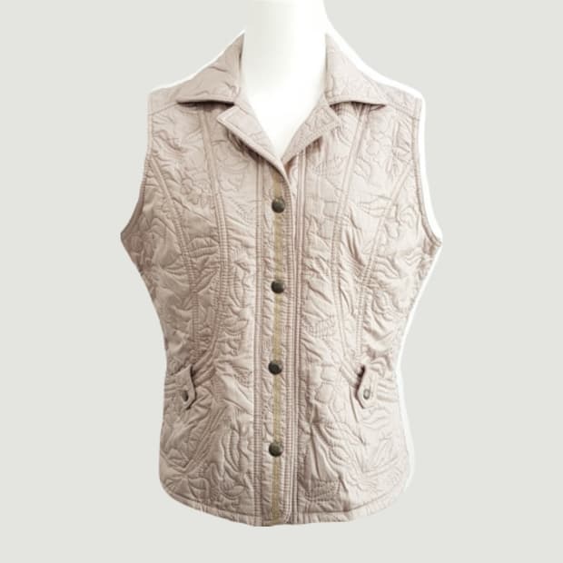 jpn) vintage quilted vest