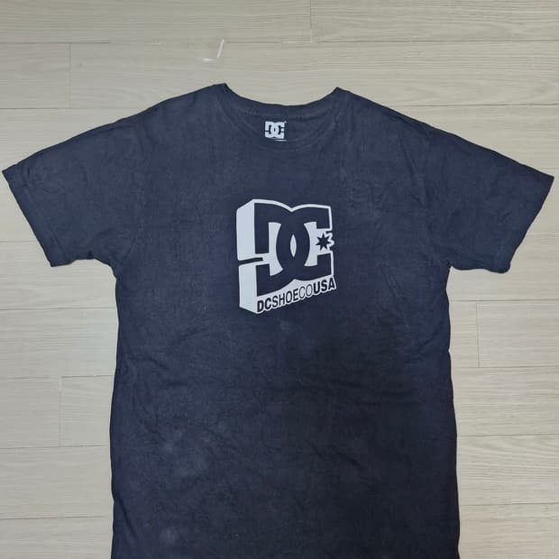 [L] 00s DC SHOES 디씨 반팔 티셔츠 블랙
