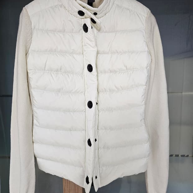 몽클레어 22fw 니트 다운패딩(xs/오케이몰정품/착샷있음)