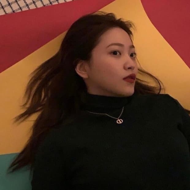 디올 CD 로고 골드 레드벨벳 예리 목걸이