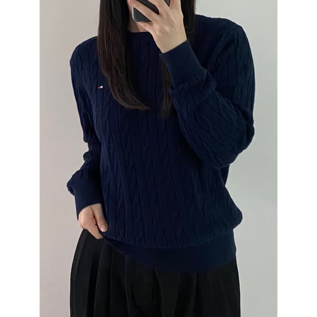 타미힐피거 꽈베기 니트