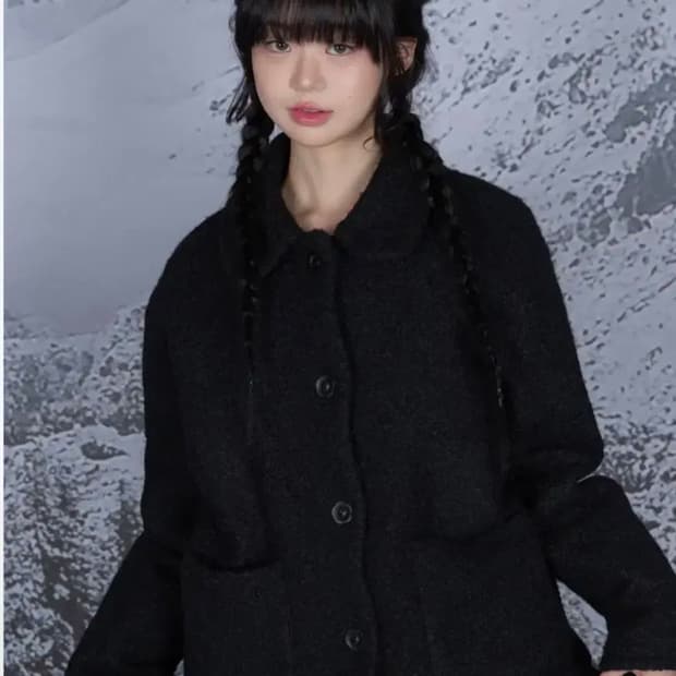 나이엔 라운드 플라켓 숏코트 판매