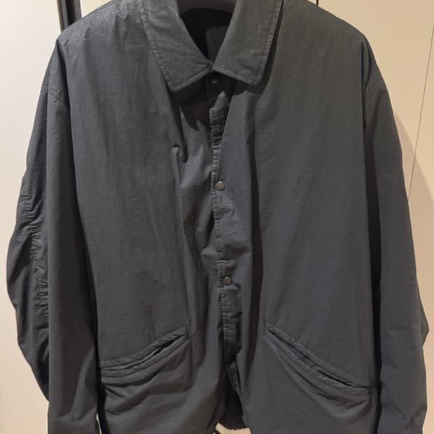 코모리 24fw 나일론 코치자켓 2사이즈