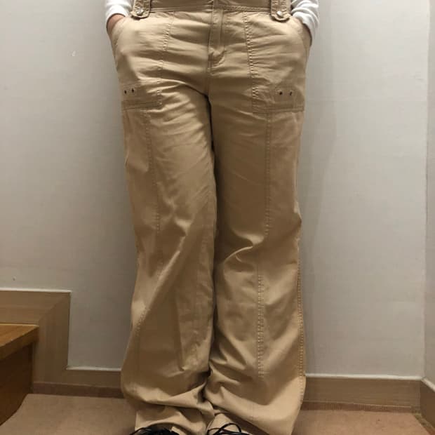 빈티지 베이지 포켓 디테일 팬츠