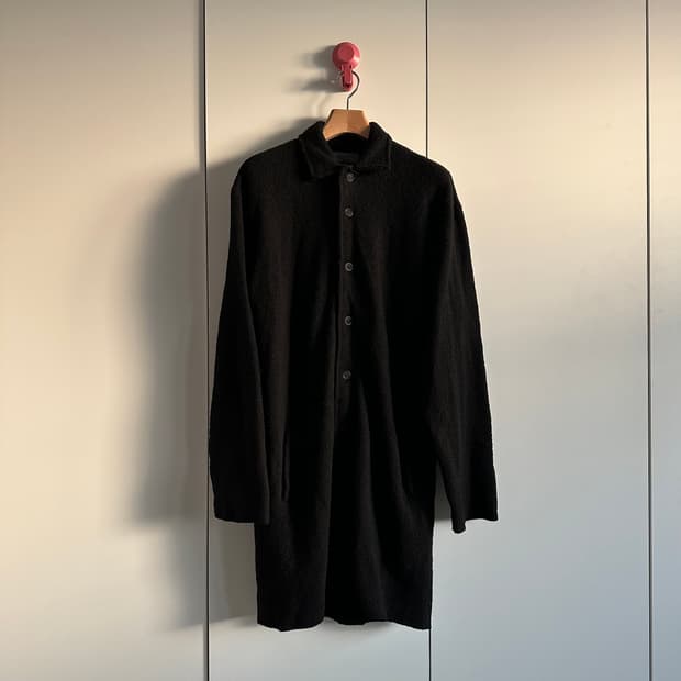 요지야마모토 뿌르옴므 알파카 코트