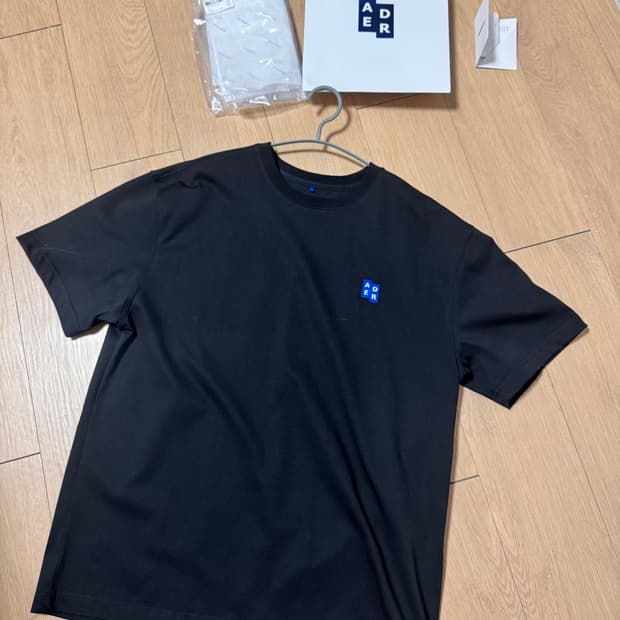 아더에러 반팔 풀구성