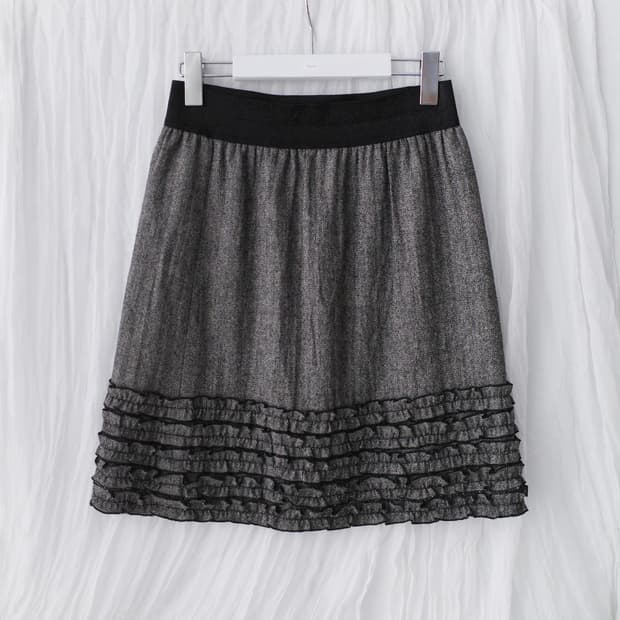 frill skirt