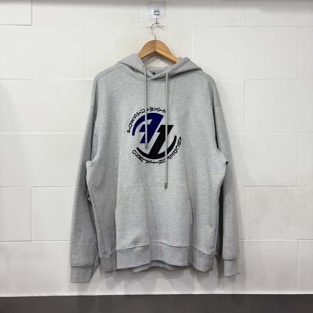 자라 X 아더에러 자수 후드 스웨트셔츠