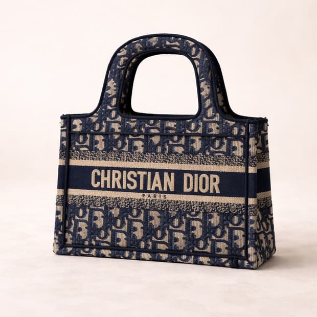 [S급] 디올 북 토트백 미니 판매합니다!!!