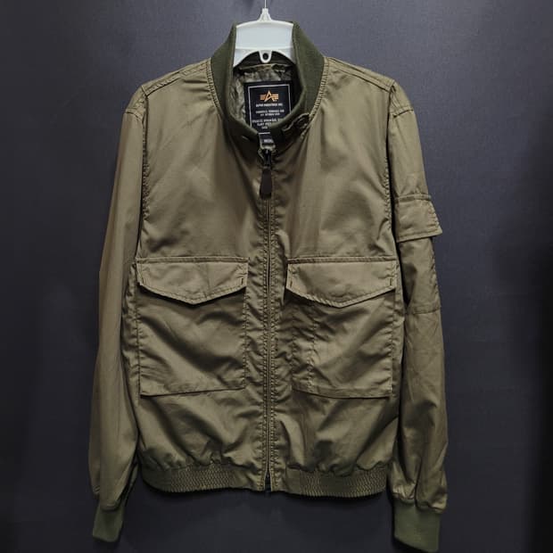 ALPHA INDUSTRIES X URBAN RESEARCH  G-8
