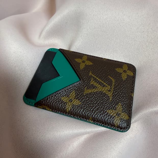 루이비통 맥세이프 카드지갑