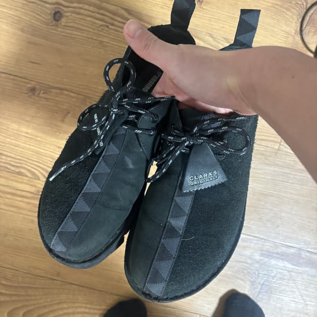 클락스x네이버후드 데저트트랙 us9.5