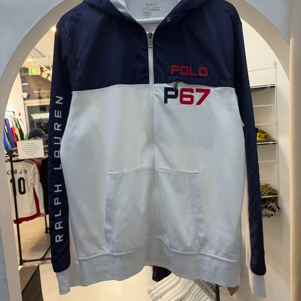 폴로 P67 배색 바람막이