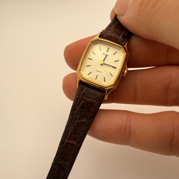 SEIKO ALBA 80-90s Quartz watch