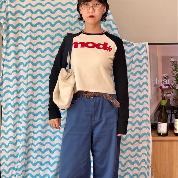 mod 크롭 래글런 롱슬리브